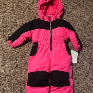 Toddler girls snow suit. New with tags